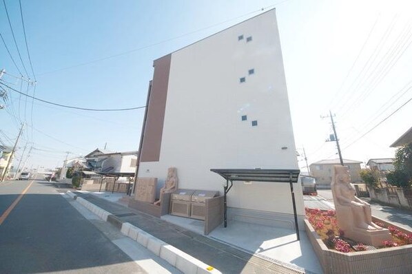 クレイノTeraの物件外観写真